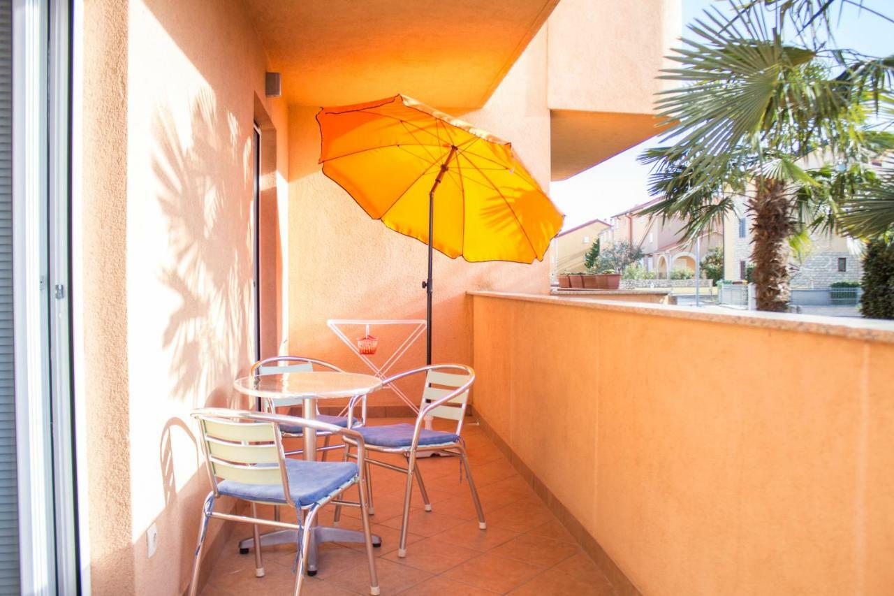 Malinska - Apartment Glavas מראה חיצוני תמונה